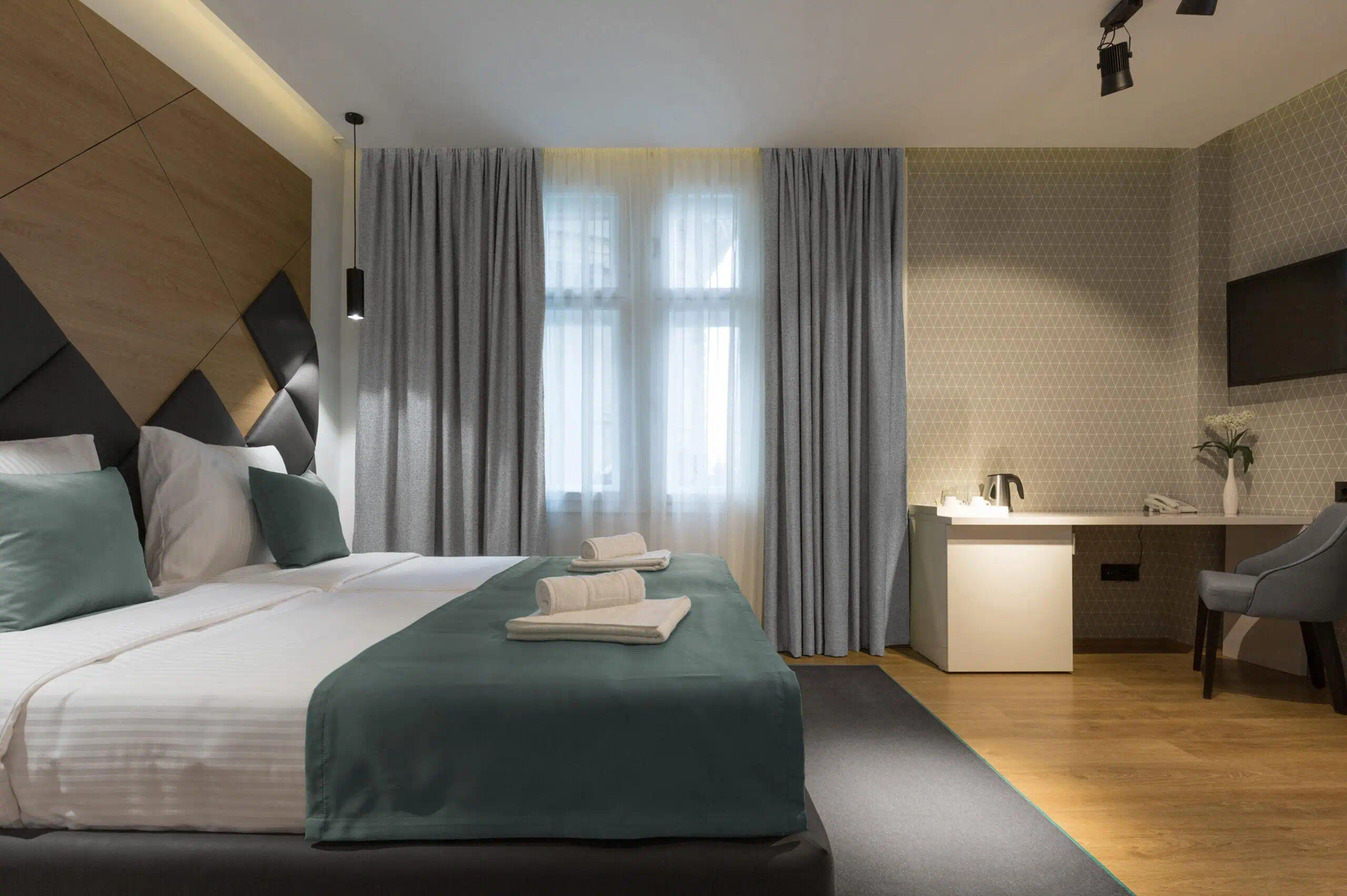 Detalle principal de aplicacion de la coleccion Blackout Twin Face, blackout para cortinas