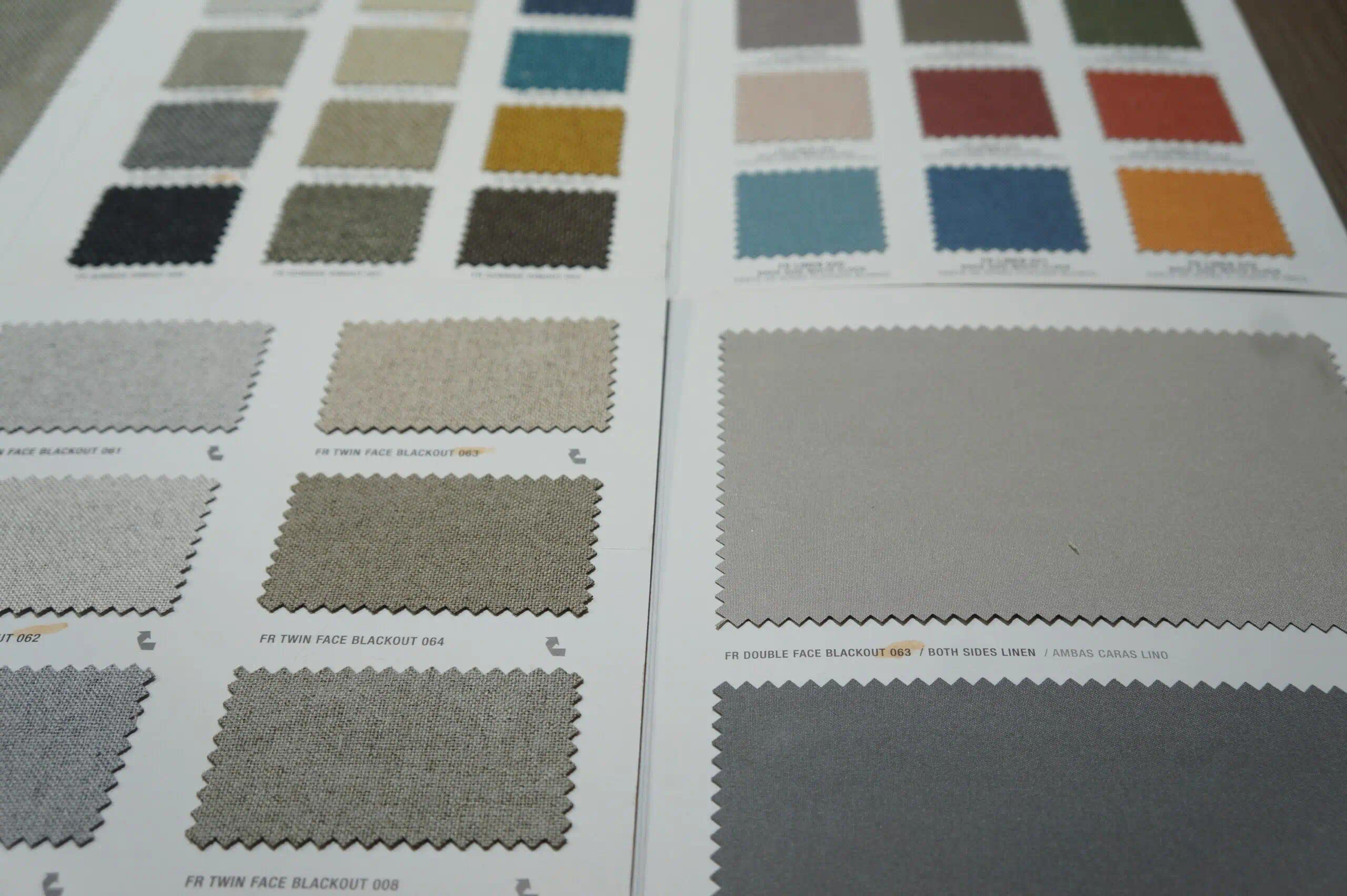 Detalle final de la coleccion de la coleccion Blackout Twin Face, blackout para cortinas